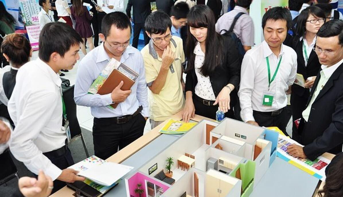 Từ năm 2025, môi giới phải học gì để được hành nghề bất động sản?