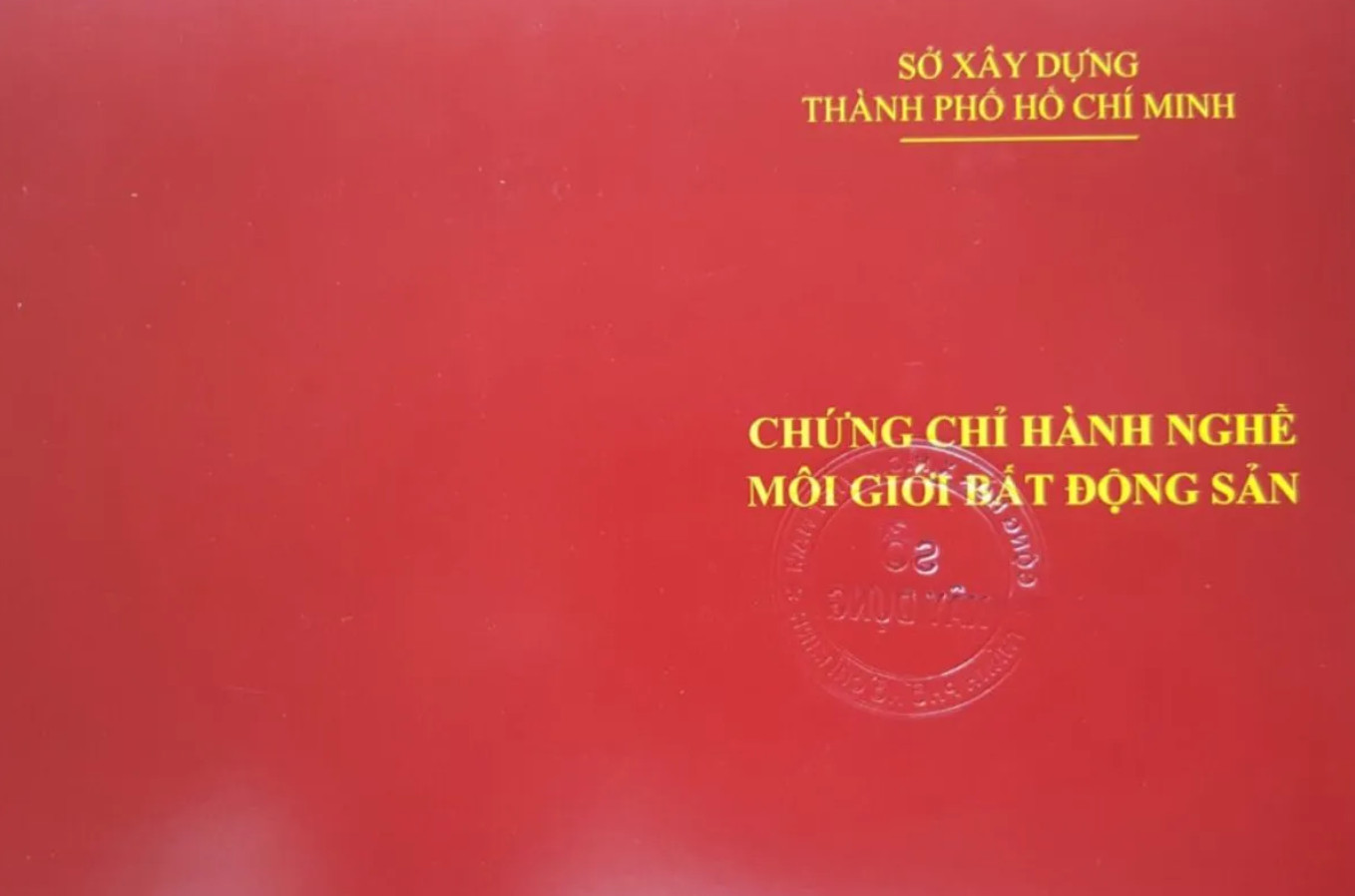 Từ năm 2025, môi giới phải học gì để được hành nghề bất động sản?