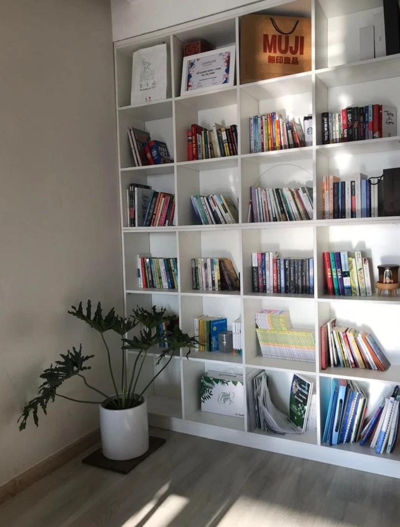 Khu vực để sách trong căn hộ