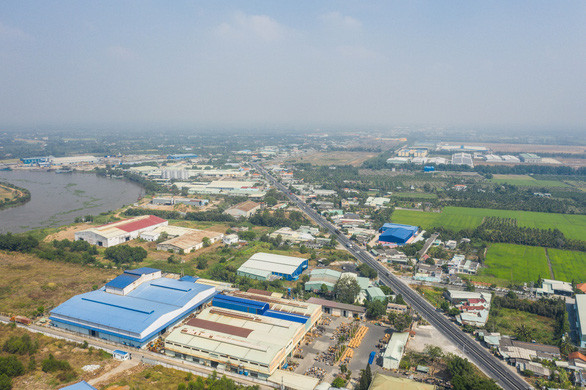 Tuyến đường ĐT 830 vừa hoàn thành nâng cấp mở rộng đoạn qua Bến Lức, Long An.